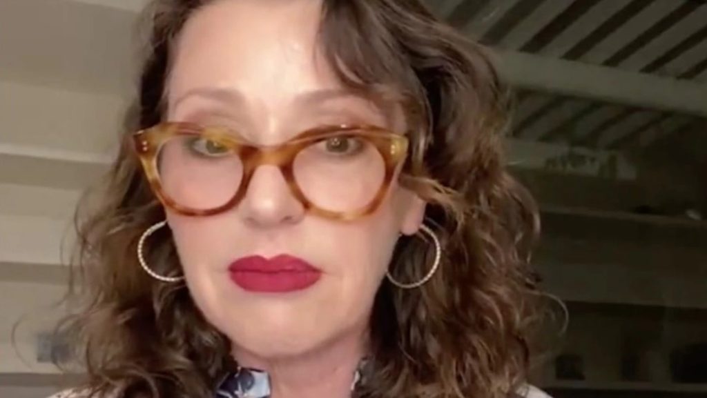 How to Contact Tina Arena Phone Number, Fanmail Address, Email Id